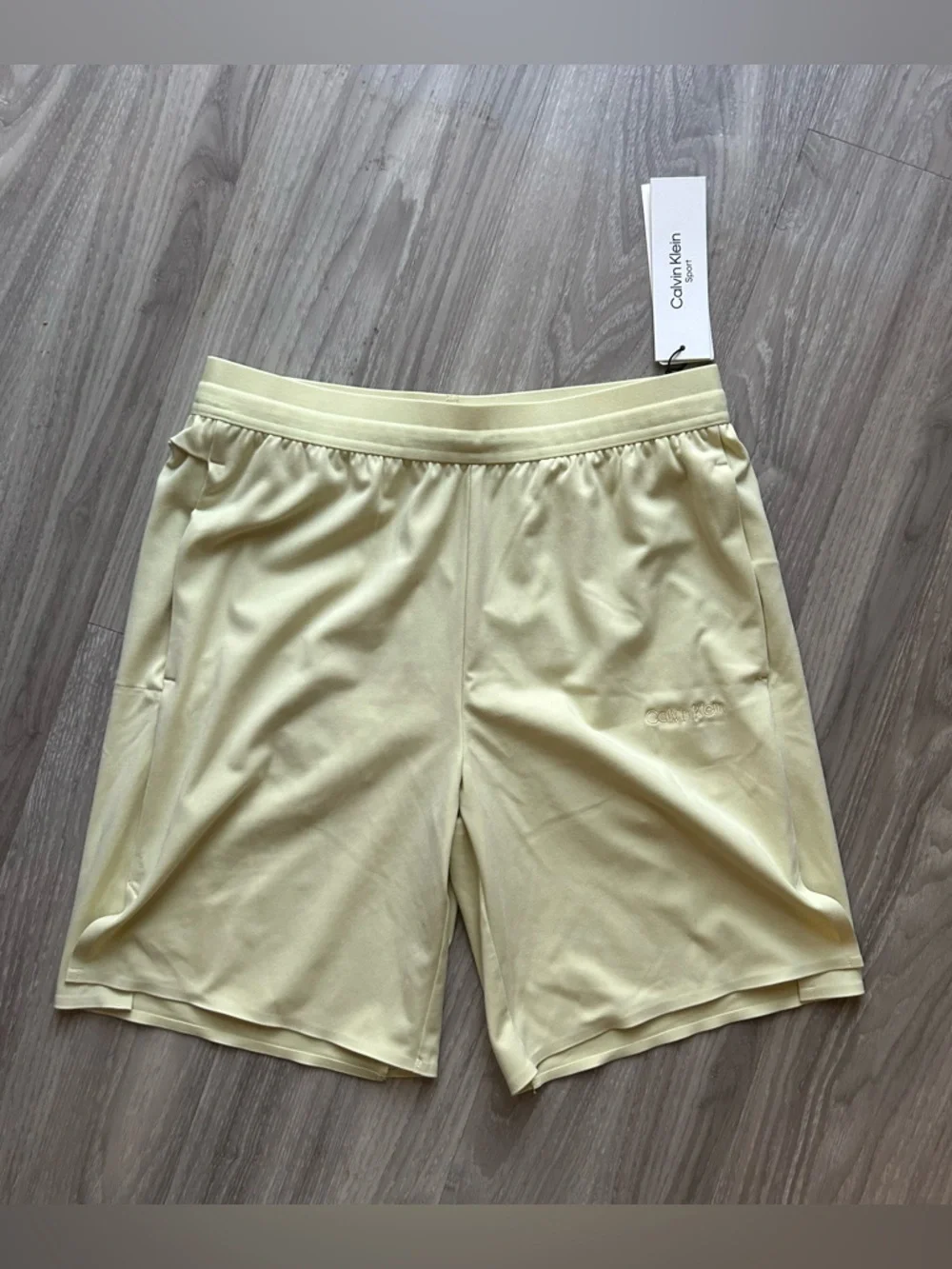 Calvin Klein | Soft Stretch Workout Shorts in Garden Glade Yellow (X-Small)